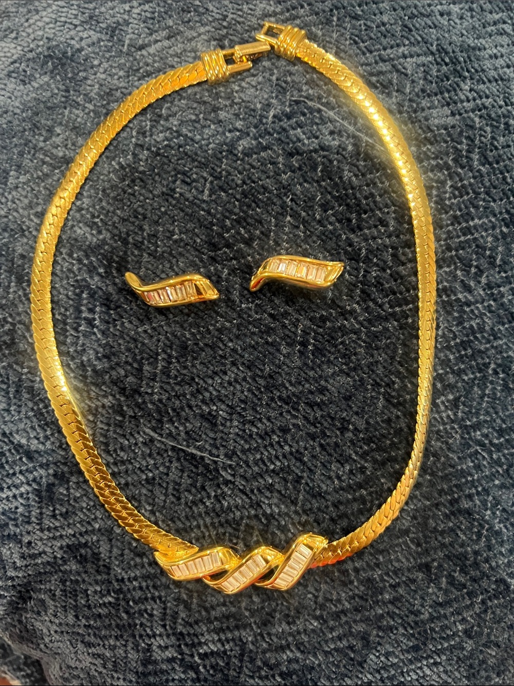SAL signed vintage, early Swarovski set with herringbone chain and earrings.